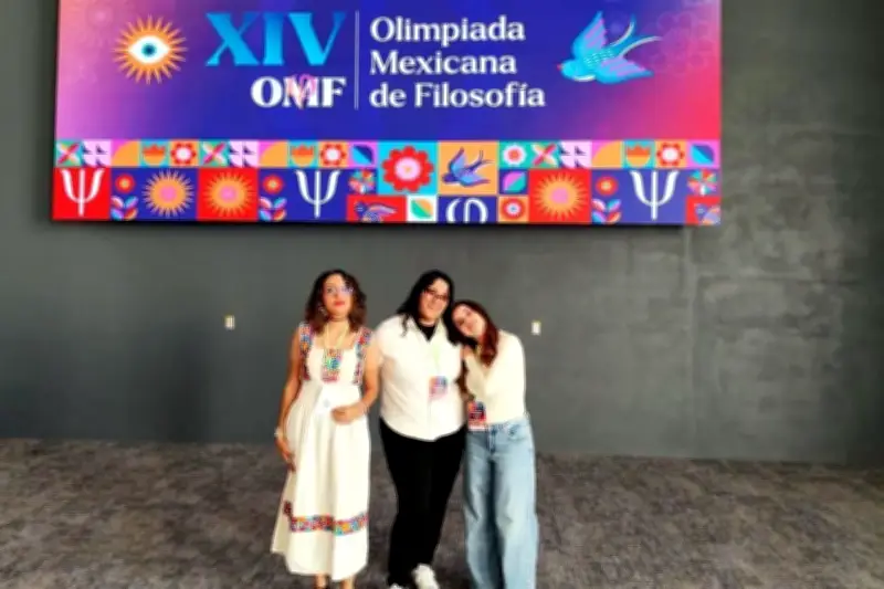 Estudiante mexicano gana medalla de oro en concurso internacional de ensayo filosófico
