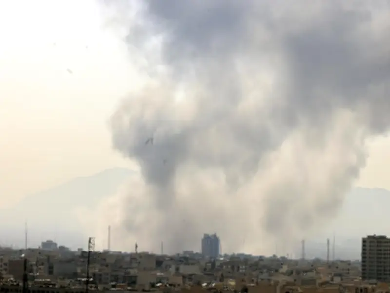 EU ordena evacuación inmediata en 14 países del Medio Oriente por guerra contra Irán