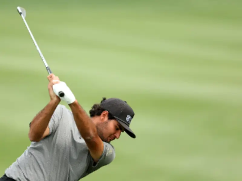 Eugenio Chacarra lidera el Hero Indian Open tras segunda ronda de 69 golpes