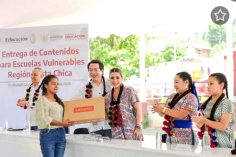 Evelyn Salgado refrenda compromiso con educación incluyente en Guerrero