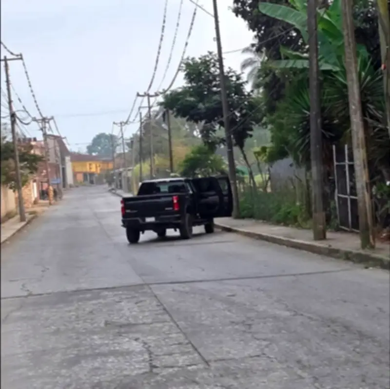 Exalcalde de Ixtaczoquitlán sobrevive a ataque armado en Veracruz; escolta herido