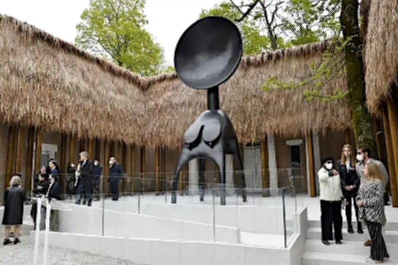 Exigen Excluir a Rusia de la Bienal de Venecia por Invasión a Ucrania