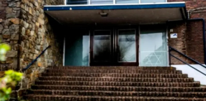 Explosión en Sinagoga de Róterdam: Cuatro Detenidos en Investigación por Antisemitismo