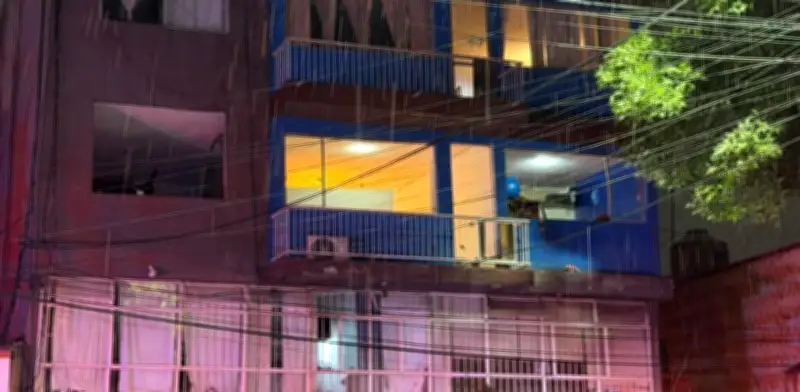 Explosión por gas en la Narvarte deja tres lesionados y moviliza a emergencias