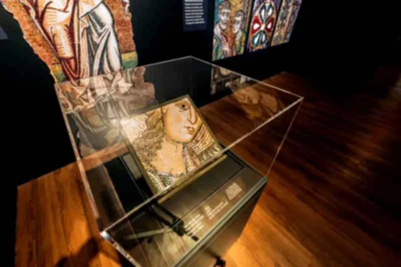 Exposición 'Belén Renacida' llega al CCEMX con arte contemporáneo navideño