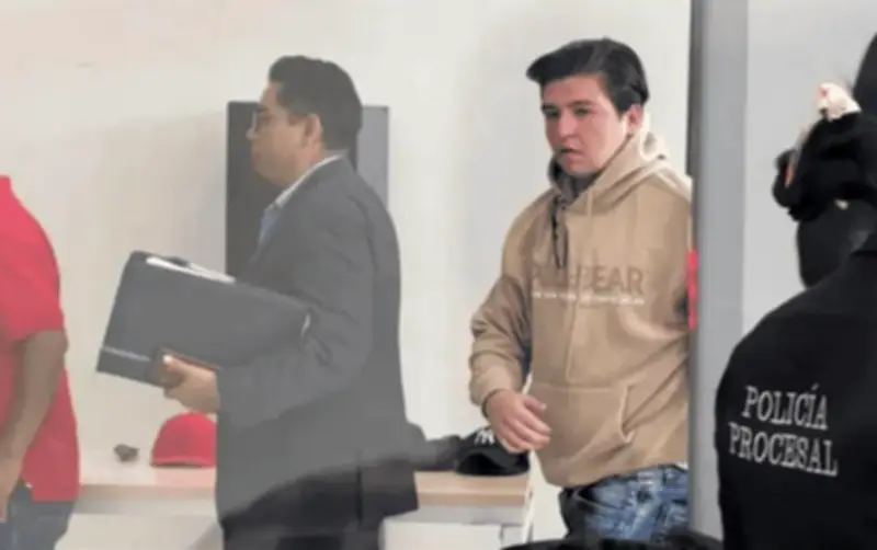 Exreo revela lujos de 'Fofo' Márquez en penal de Texcoco: videojuegos y redes