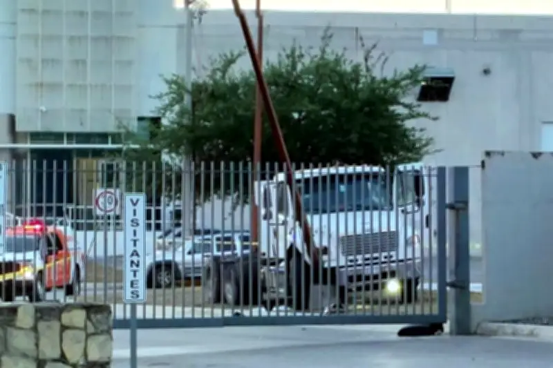 Fallece conductor de tractocamión en accidente dentro de parque industrial de Monterrey