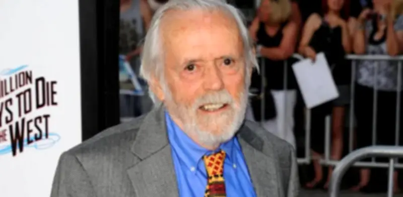 Fallece Matt Clark, actor de 'Volver al Futuro', a los 89 años por complicaciones postoperatorias