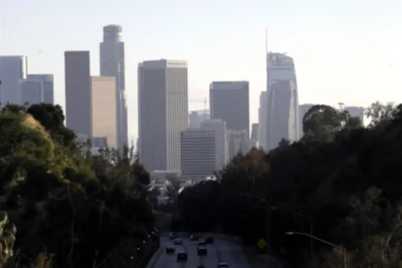 FBI advierte sobre posible ataque con drones iraníes contra California