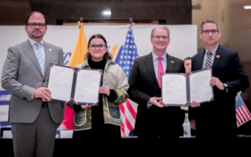 FBI inaugura primera oficina en Ecuador para combatir crimen organizado internacional