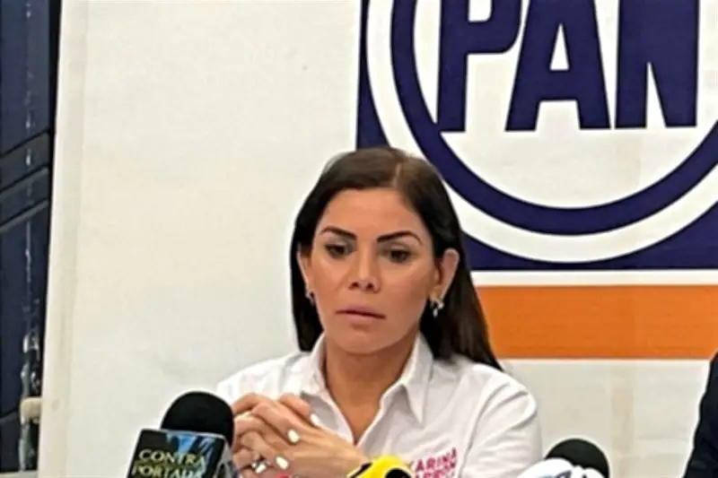 FGR Detiene a Karina Barrón, Exfuncionaria de Monterrey por Presunto Desvío de Recursos