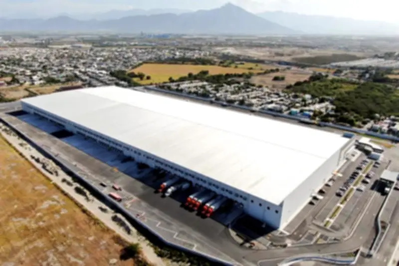 Fibra MTY Recauda 500 Millones de Dólares en Oferta de Acciones