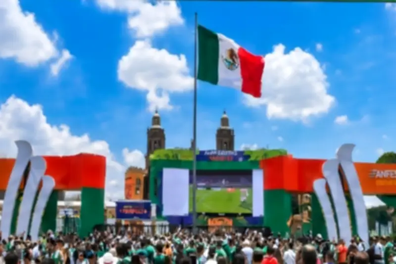 FIFA Fest en Zócalo de CDMX Prohíbe Venta de Bebidas Alcohólicas