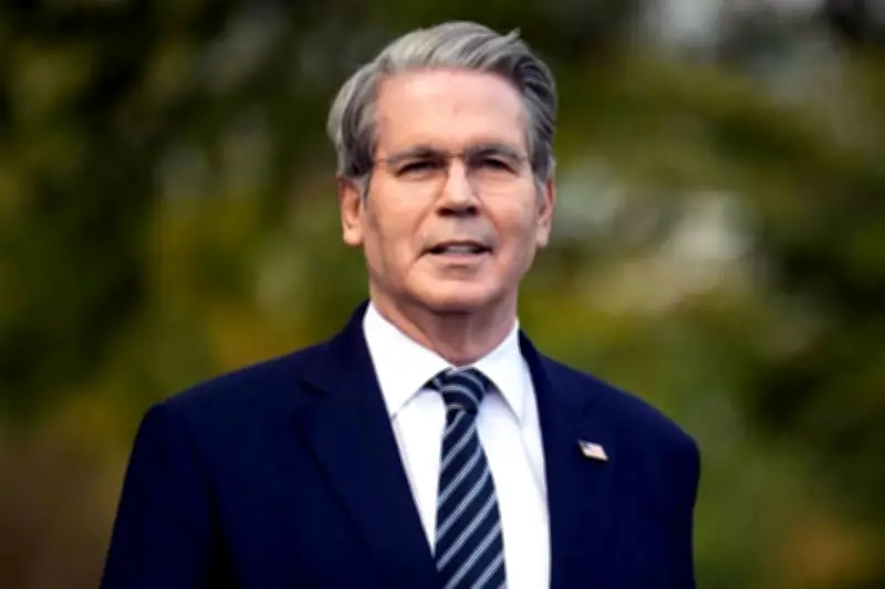 Fincen exige reportar transacciones de mil dólares en la frontera México-EU