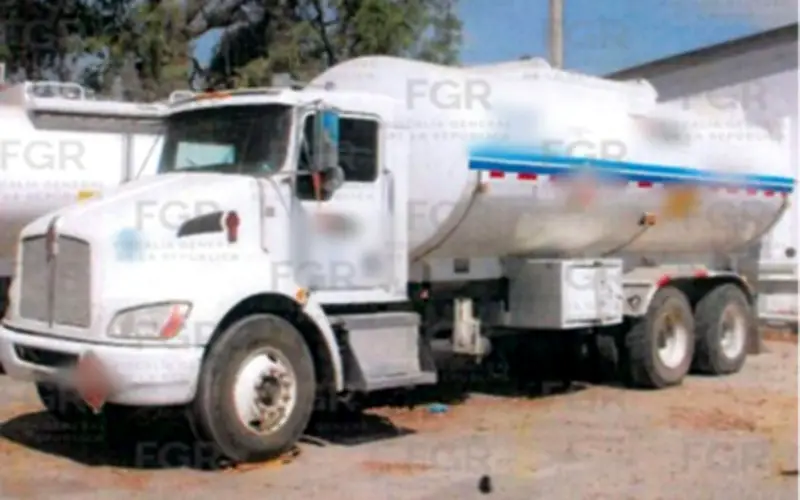 Fiscalía de Jalisco investiga hallazgo de 19 mil litros de hidrocarburo en Zapopan