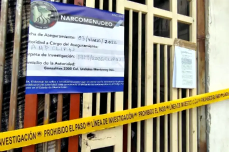 Fiscalía de Nuevo León desmantela 13 narcocasas en García, incauta armas y drogas