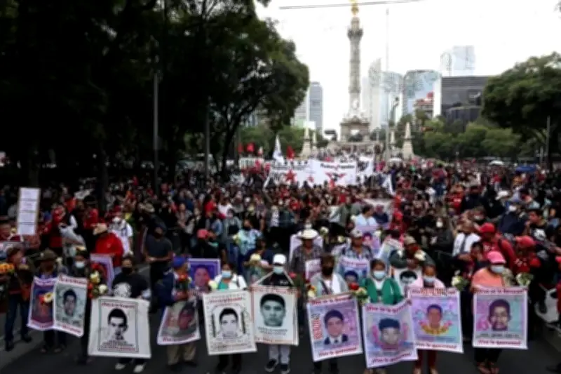 Fiscalía General se resiste a integrar comisión para esclarecer caso Ayotzinapa