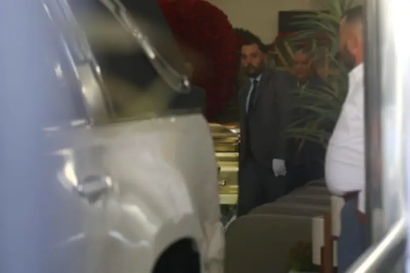 Flores y militares: el funeral de 'El Mencho' en Jalisco