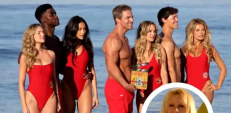 Fox prepara el reboot de 'Guardianes de la Bahía' con Stephen Amell y nuevos rostros