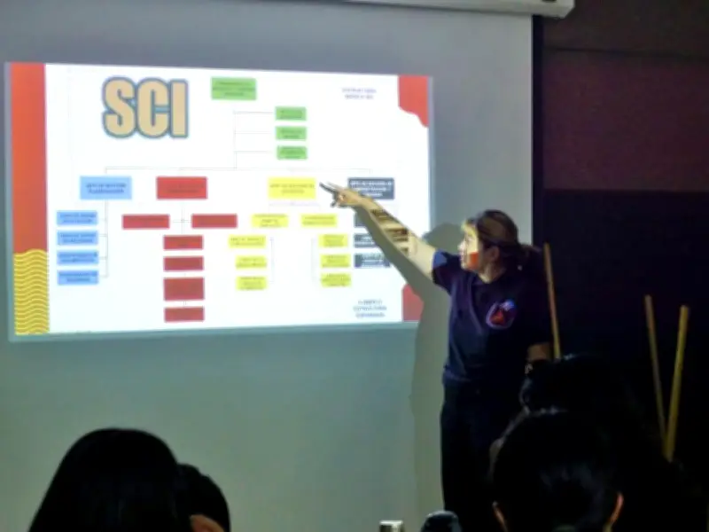 FPMC impulsa plática sobre Ecología del Fuego en la UQROO Cozumel para jóvenes