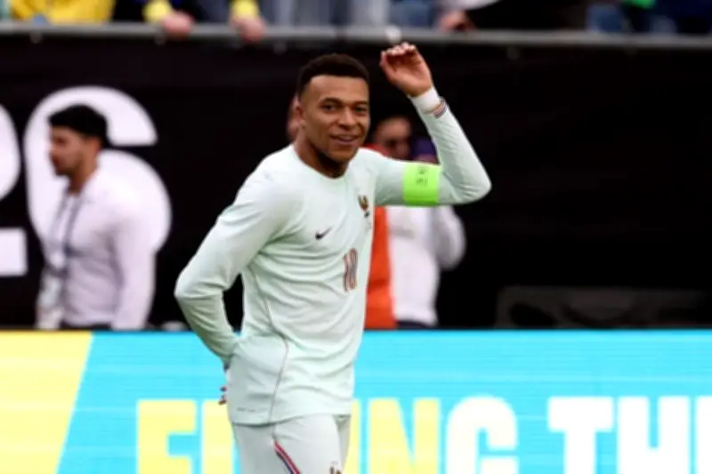 Francia derrota 2-1 a Brasil en amistoso internacional previo a la Copa América