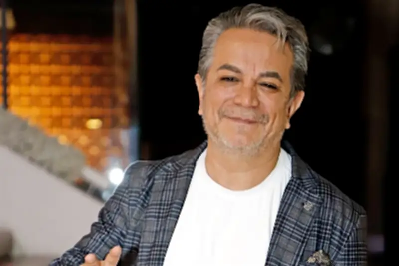 Freddy Ortega: El comediante que hará reír y firmará libros en evento especial