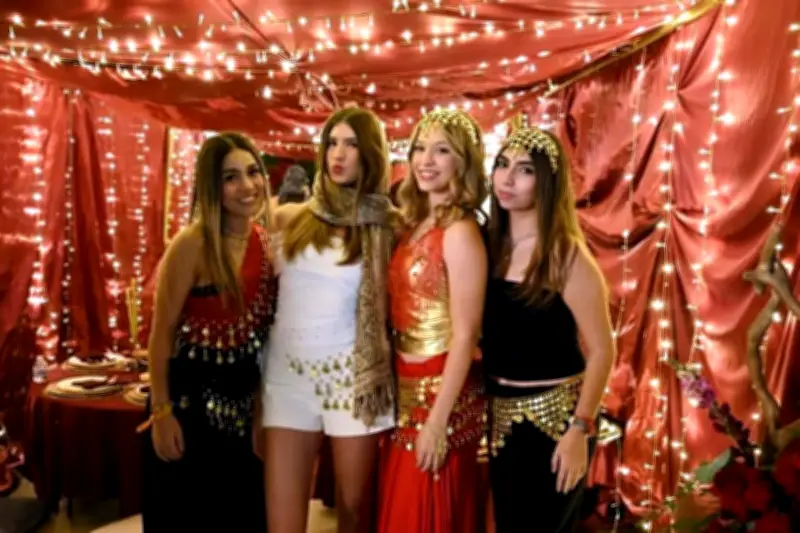 Fátima Sepúlveda celebra con amigas en evento social destacado en Monterrey