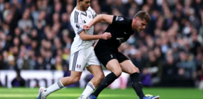 Fulham de Raúl Jiménez derrota al Tottenham y agrava crisis de Igor Tudor