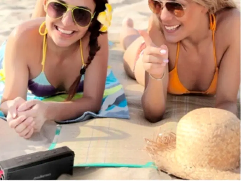 Gadgets tecnológicos esenciales para viajar ligero a las playas mexicanas