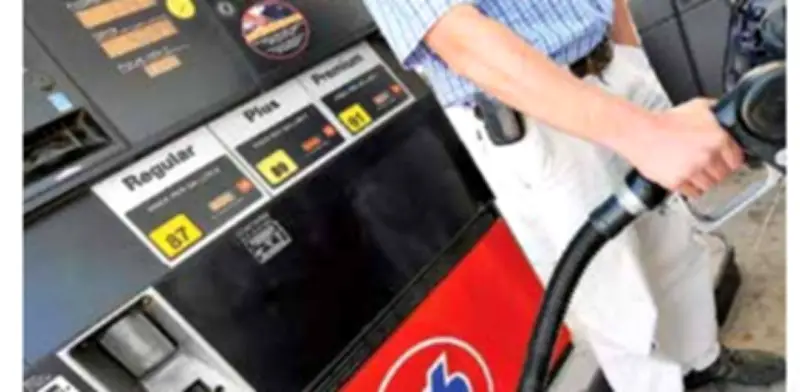 Gasolina en EE.UU. supera los 4 dólares por galón tras tensiones con Irán