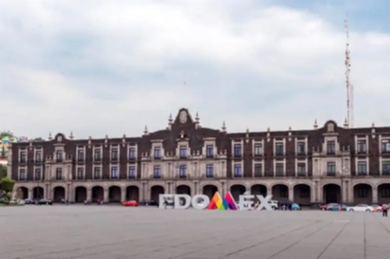 Gasto Diario de 1.2 Millones de Pesos en Limpieza de Oficinas del Edomex