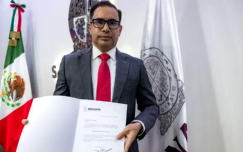 General Sinhuhé Téllez López asume como nuevo secretario de Seguridad Pública en Sinaloa