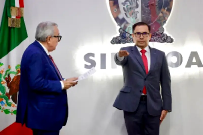General Sinuhe Téllez asume el mando de la SSP en Sinaloa