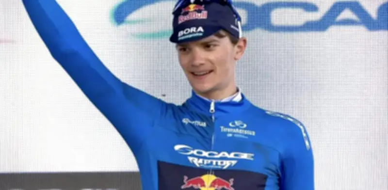 Giulio Pellizzari: La nueva promesa italiana que reta a Isaac del Toro en Tirreno-Adriático 2026