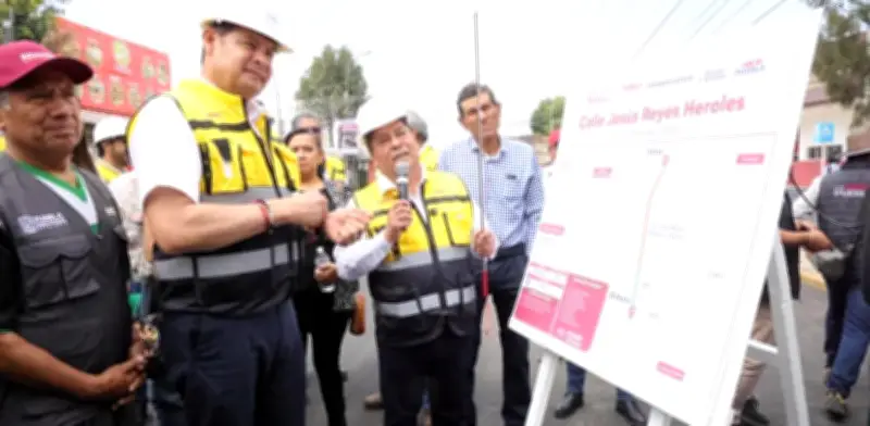 Gobernador de Puebla reporta avance del 50% en pavimentación de calle Jesús Reyes Heroles