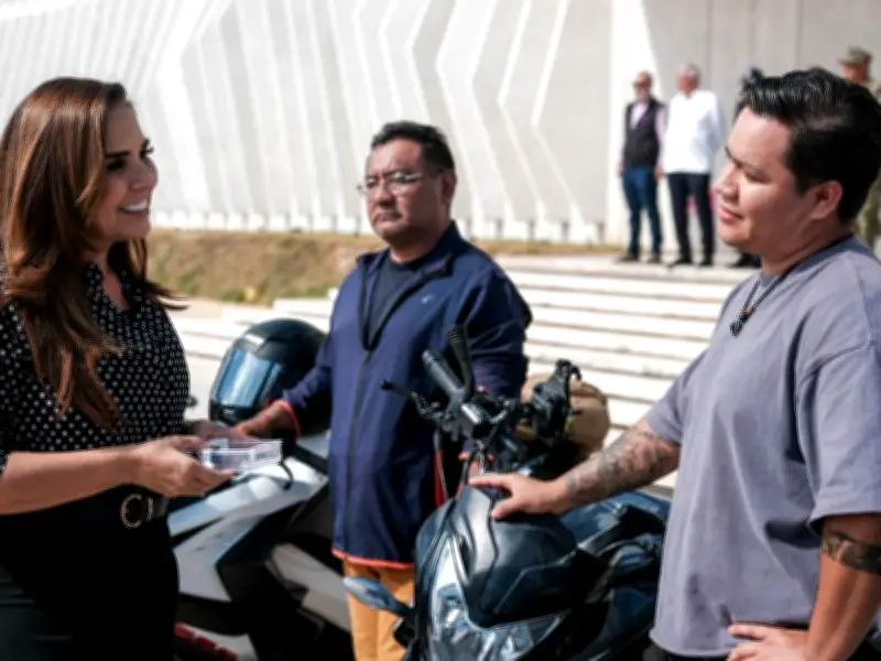 Gobernadora de Quintana Roo exige denunciar corrupción en entrega de vehículos robados