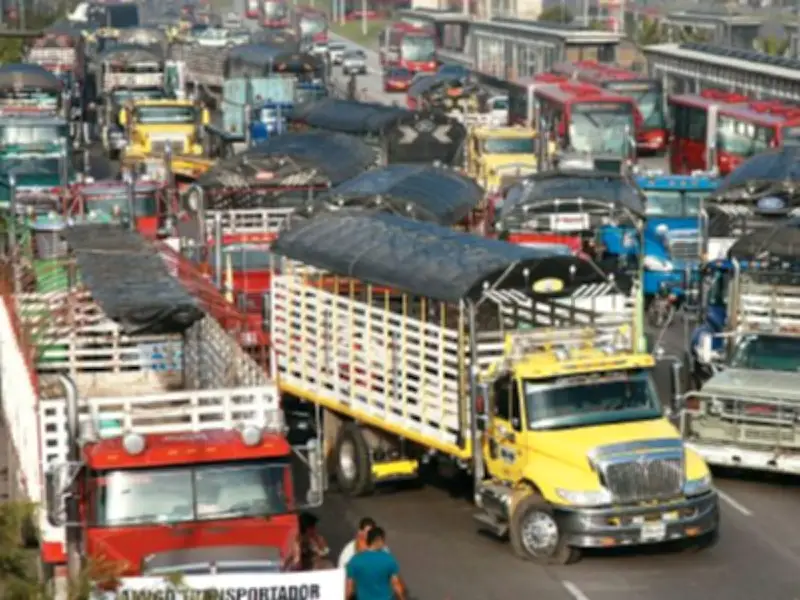 Gobierno establece diálogo ante paro nacional de productores agrícolas y transportistas