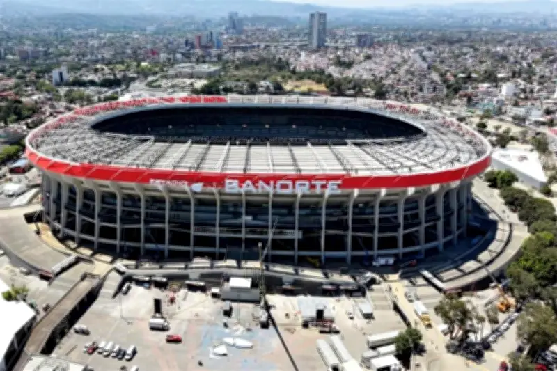 Gobierno financiará con crédito el pago de IVA por remodelación del Estadio Azteca