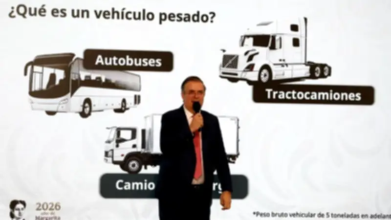 Gobierno lanza plan de 2,250 mdp para modernizar vehículos pesados