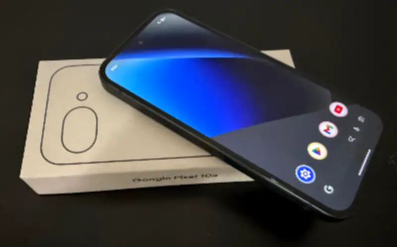 Google lanza el Pixel 10a a $499, desafiando al iPhone 17e de Apple en la batalla por el mercado económico