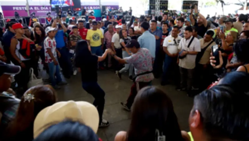 Gran Baile Sonidero Gratuito en el Zócalo de la CDMX: Fecha, Horarios e Invitados