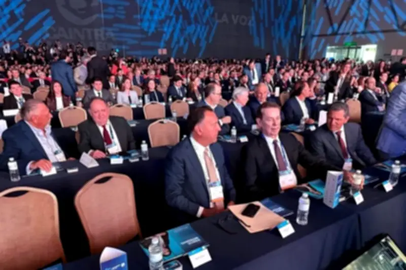 Grupo de los 10 acude a asamblea de Caintra para impulsar agenda empresarial