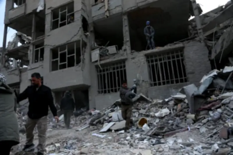 Grupo Pro-Irán amenaza con atacar intereses franceses en Irak