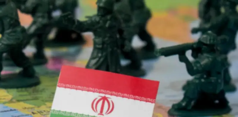 Guerra en Irán: Explosiones en Jerusalén, Crudo Sube y Ataques a Líbano en Día 20