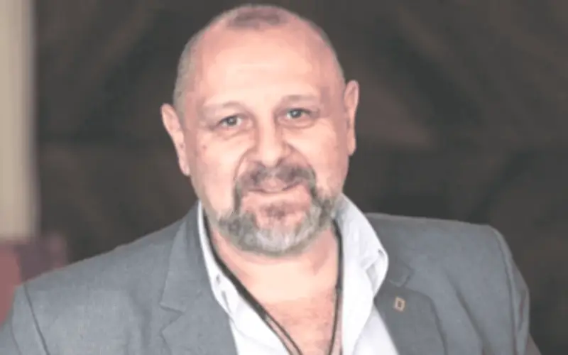 Guillermo de Anda, el arqueólogo subacuático que desentraña el inframundo maya