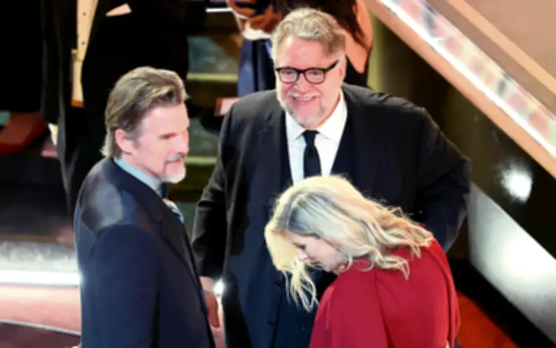 Guillermo del Toro triunfa en los Oscar 2026 con su adaptación de 'Frankenstein'