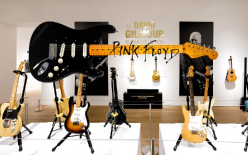 Guitarra de Pink Floyd bate récord mundial en subasta con venta de 14.55 millones de dólares