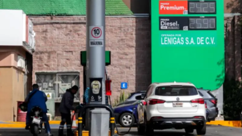 Hacienda reactiva estímulos fiscales a gasolinas magna, premium y diésel por una semana