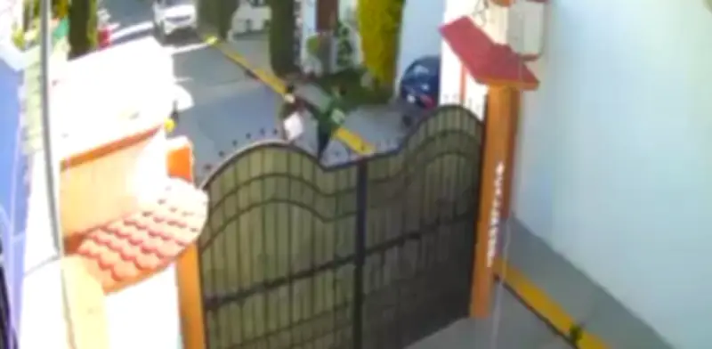 Hombre agrede brutalmente a joven autista en Pachuca por ladrido de perros