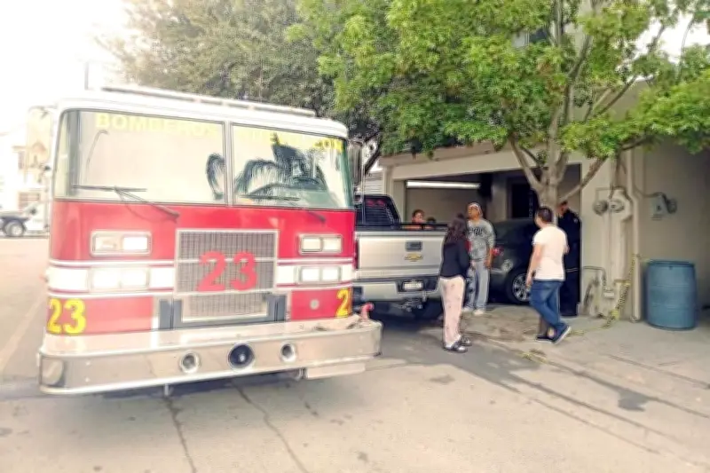 Hombre sufre quemaduras graves tras flamazo en incidente doméstico en Monterrey